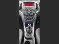 Vauxhall Astra 2.0 CDTi SE Sports Tourer Euro 5 (s/s) 5dr 12
