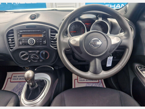 Nissan Juke 1.6 Visia Euro 6 5dr 11
