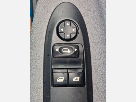 Citroen DS3 1.2 VTi DSign Plus Euro 5 3dr 16