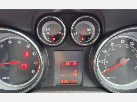 Vauxhall Mokka 1.6i Exclusiv 2WD Euro 6 (s/s) 5dr 8