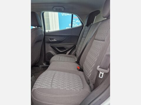 Vauxhall Mokka 1.6i Exclusiv 2WD Euro 6 (s/s) 5dr 24