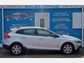 Volvo V40 1.6 D2 SE Euro 5 (s/s) 5dr 3