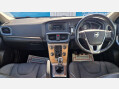 Volvo V40 1.6 D2 SE Euro 5 (s/s) 5dr 9