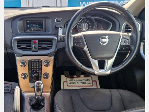 Volvo V40 1.6 D2 SE Euro 5 (s/s) 5dr 10