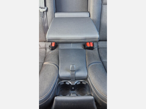 Volvo V40 1.6 D2 SE Euro 5 (s/s) 5dr 26