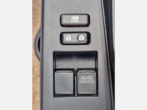 Toyota Yaris 1.33 Dual VVT-i TR Euro 5 5dr 20