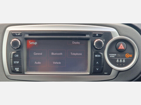 Toyota Yaris 1.33 Dual VVT-i TR Euro 5 5dr 16