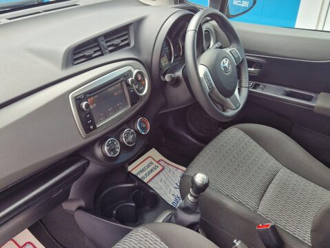 Toyota Yaris 1.33 Dual VVT-i TR Euro 5 5dr 24