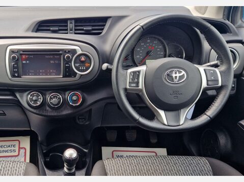 Toyota Yaris 1.33 Dual VVT-i TR Euro 5 5dr 11