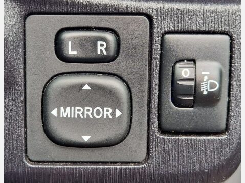 Toyota Yaris 1.33 Dual VVT-i TR Euro 5 5dr 18