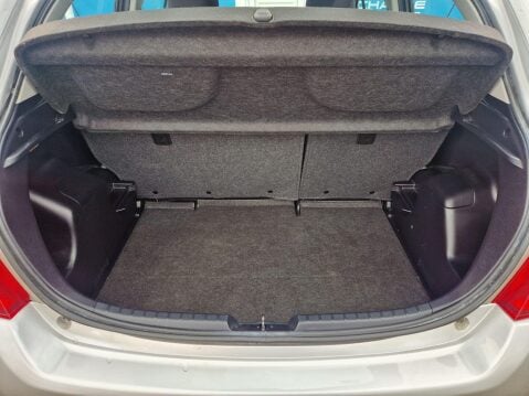 Toyota Yaris 1.33 Dual VVT-i TR Euro 5 5dr 7