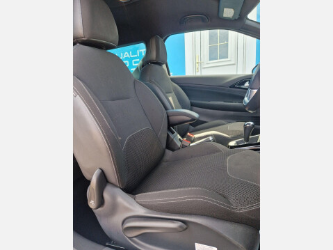 Citroen DS3 1.2 DStyle Plus Auto Euro 5 3dr 24