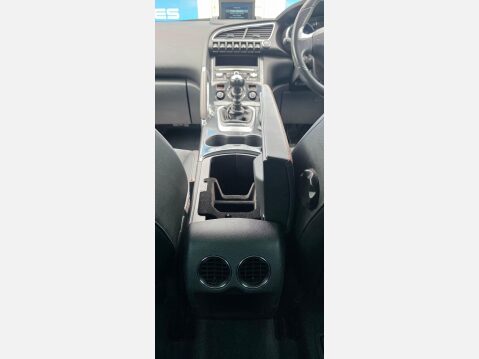 Peugeot 3008 1.6 HDi Crossway Euro 5 5dr 17