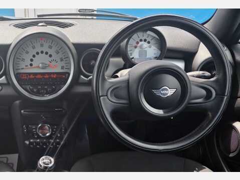 Mini Convertible 1.6 One Euro 6 2dr 13