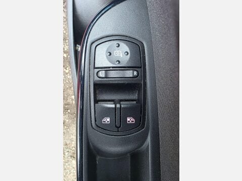 Vauxhall Corsa 1.4i ecoFLEX SRi Euro 6 3dr 18