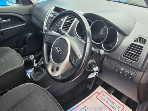 Kia Venga 1.4 2 Euro 6 (s/s) 5dr 9