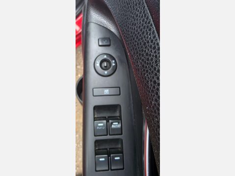 Kia Venga 1.4 2 Euro 6 (s/s) 5dr 17