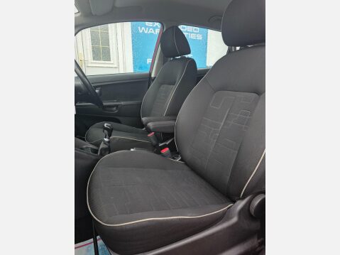 Kia Venga 1.4 2 Euro 6 (s/s) 5dr 24