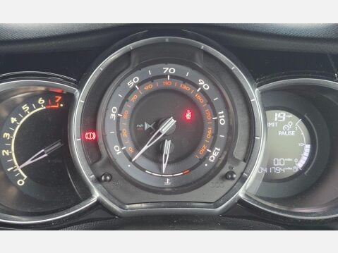 DS DS 3 1.2 PureTech DStyle Euro 6 3dr 8