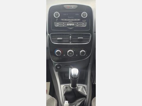Renault Clio 1.5 dCi Play Euro 6 (s/s) 5dr 11