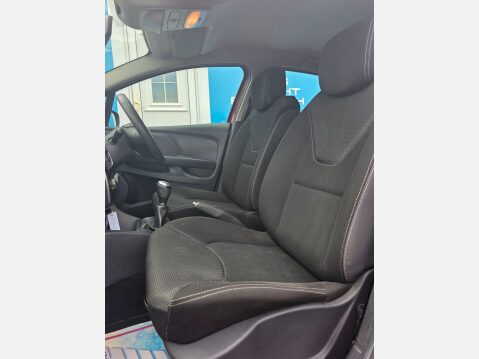 Renault Clio 1.5 dCi Play Euro 6 (s/s) 5dr 22