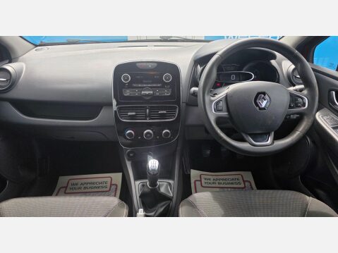 Renault Clio 1.5 dCi Play Euro 6 (s/s) 5dr 9