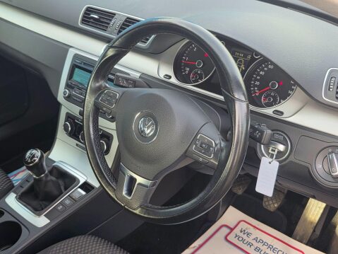 Volkswagen Passat 1.6 TDI BlueMotion Tech S Euro 5 (s/s) 4dr 8