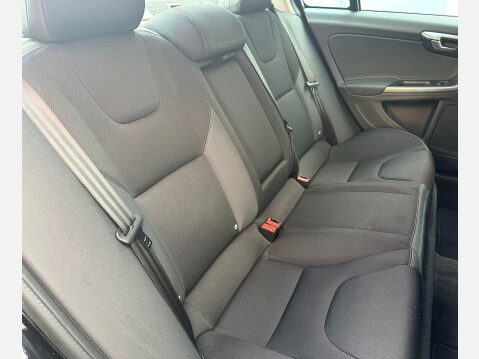 Volvo S60 1.6 D2 SE Saloon 4dr Diesel Manual Euro 5 (s/s) (115 ps) 10