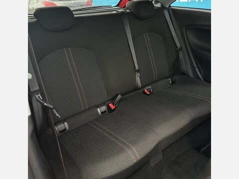 Vauxhall Corsa 1.4i ecoTEC SRi Hatchback 3dr Petrol Manual Euro 6 (75 ps) 10