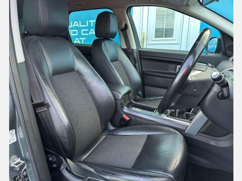 Land Rover Discovery Sport 2.0 TD4 SE Tech SUV 5dr Diesel Manual 4WD Euro 6 (s/s) (180 ps) 9