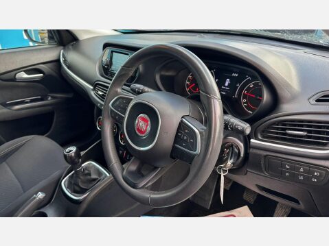 Fiat Tipo 1.3 MultiJetII Lounge Hatchback 5dr Diesel Manual Euro 6 (s/s) (95 ps) 7