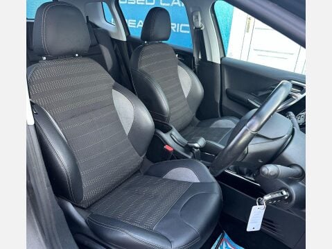Peugeot 2008 1.2 PureTech Allure SUV 5dr Petrol Manual Euro 6 (82 ps) 9