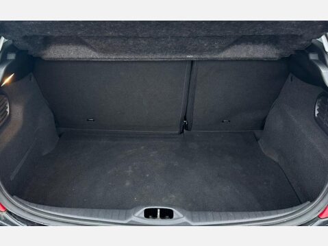 Peugeot 208 1.2 VTi Active Hatchback 3dr Petrol Manual Euro 5 (82 ps) 5