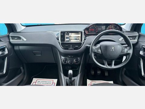 Peugeot 208 1.2 VTi Active Hatchback 3dr Petrol Manual Euro 5 (82 ps) 8