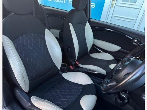 Mini Clubman 1.6 Cooper Estate 5dr Petrol Manual Euro 5 (122 ps) 9