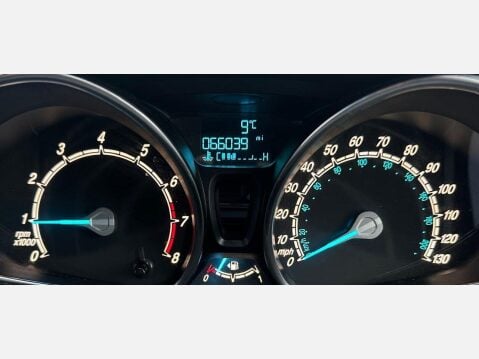 Ford Fiesta 1.25 Zetec Hatchback 5dr Petrol Manual Euro 6 (82 ps) 6