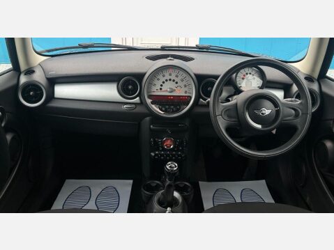 Mini Hatch 1.6 One Hatchback 3dr Petrol Manual Euro 5 (98 ps) 8