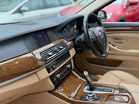 BMW 5 Series 3.0 523i SE Steptronic Euro 5 4dr 33