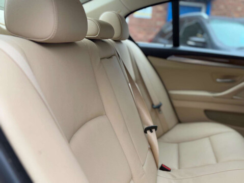 BMW 5 Series 3.0 523i SE Steptronic Euro 5 4dr 47