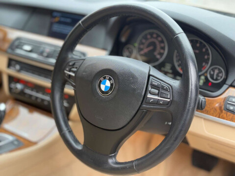 BMW 5 Series 3.0 523i SE Steptronic Euro 5 4dr 49