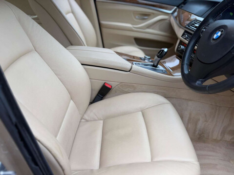 BMW 5 Series 3.0 523i SE Steptronic Euro 5 4dr 52