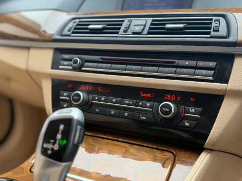 BMW 5 Series 3.0 523i SE Steptronic Euro 5 4dr 58