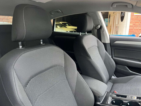 Volkswagen Arteon 2.0 TSI SE Fastback DSG Euro 6 (s/s) 5dr 76