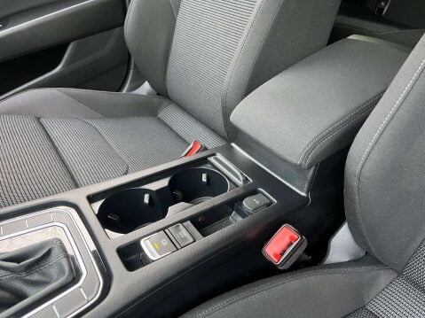 Volkswagen Arteon 2.0 TSI SE Fastback DSG Euro 6 (s/s) 5dr 47