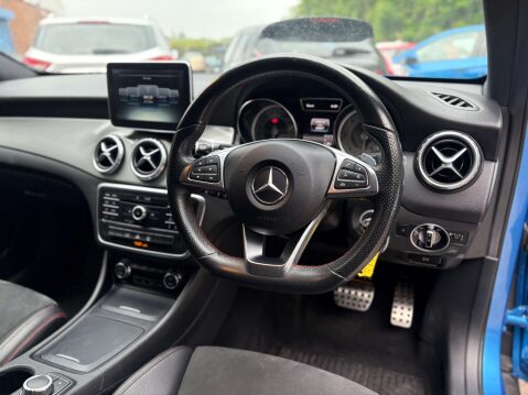 Mercedes-Benz GLA 2.1 GLA200d AMG Line 7G-DCT Euro 6 (s/s) 5dr 27