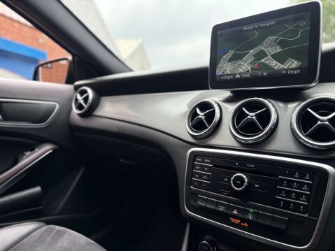 Mercedes-Benz GLA 2.1 GLA200d AMG Line 7G-DCT Euro 6 (s/s) 5dr 59