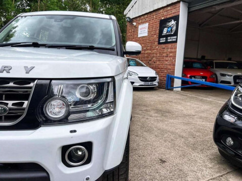 Land Rover Discovery 3.0 SD V6 Graphite Auto 4WD Euro 6 (s/s) 5dr 10