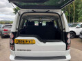 Land Rover Discovery 3.0 SD V6 Graphite Auto 4WD Euro 6 (s/s) 5dr 40