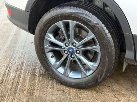 Ford Kuga 1.5T EcoBoost Titanium 2WD Euro 6 (s/s) 5dr 4
