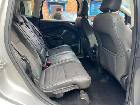 Ford Kuga 1.5T EcoBoost Titanium 2WD Euro 6 (s/s) 5dr 41